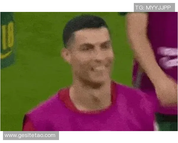 球员社交动态：C罗最新社媒热帖盘点